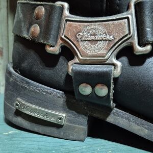 Milwaukee Men's Black Leather Boots